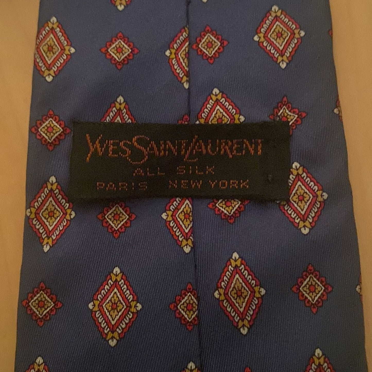 Men’s Yves Saint Laurent silk tie