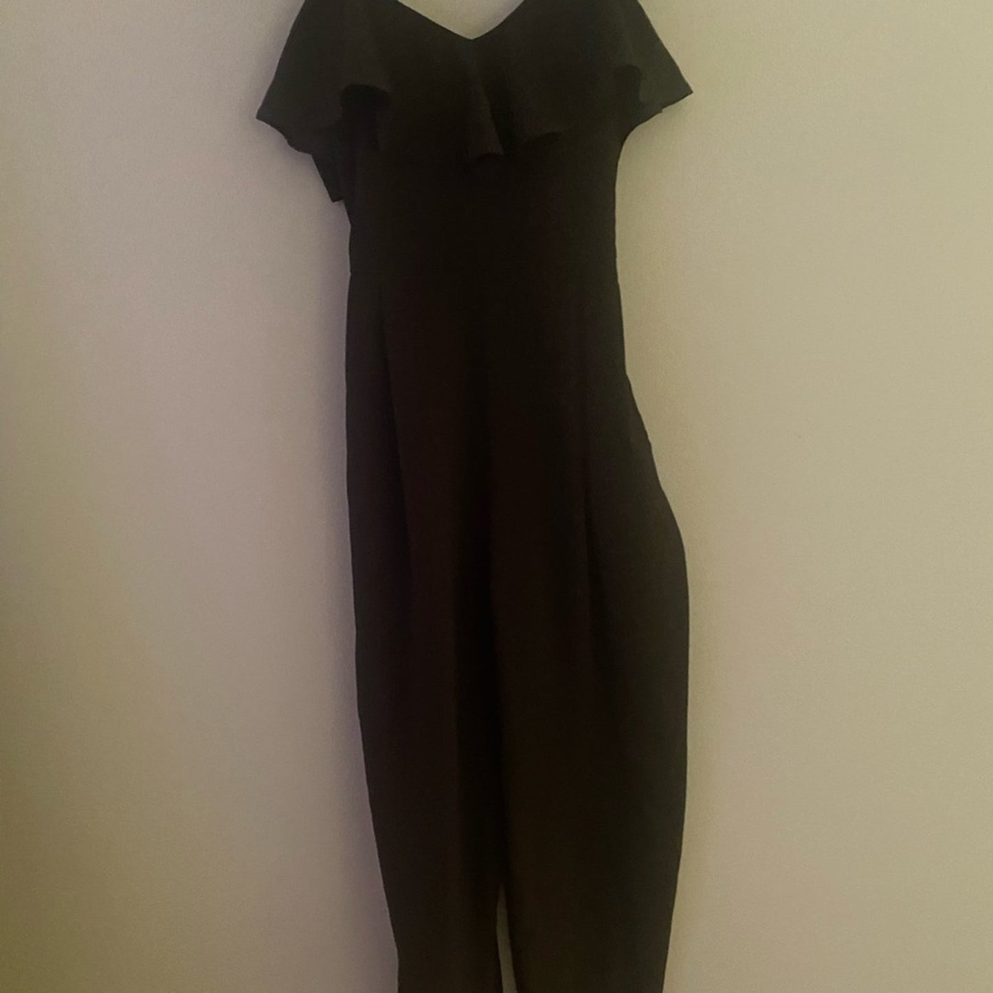 NWT Banana Republic Ruffle Jumpsuit Size 4P