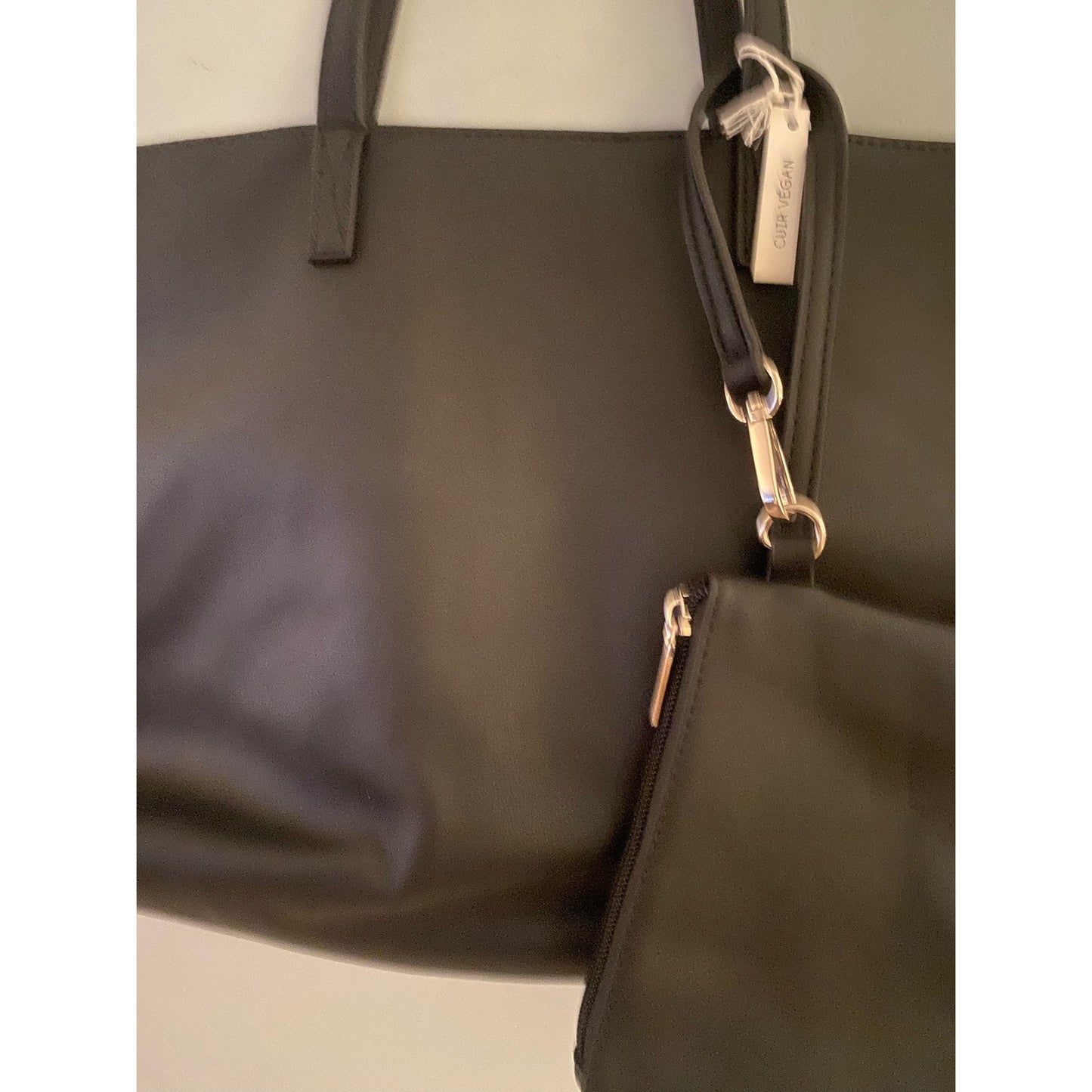 NWOT Urban Outfitters Vegan Leather Tote in Black