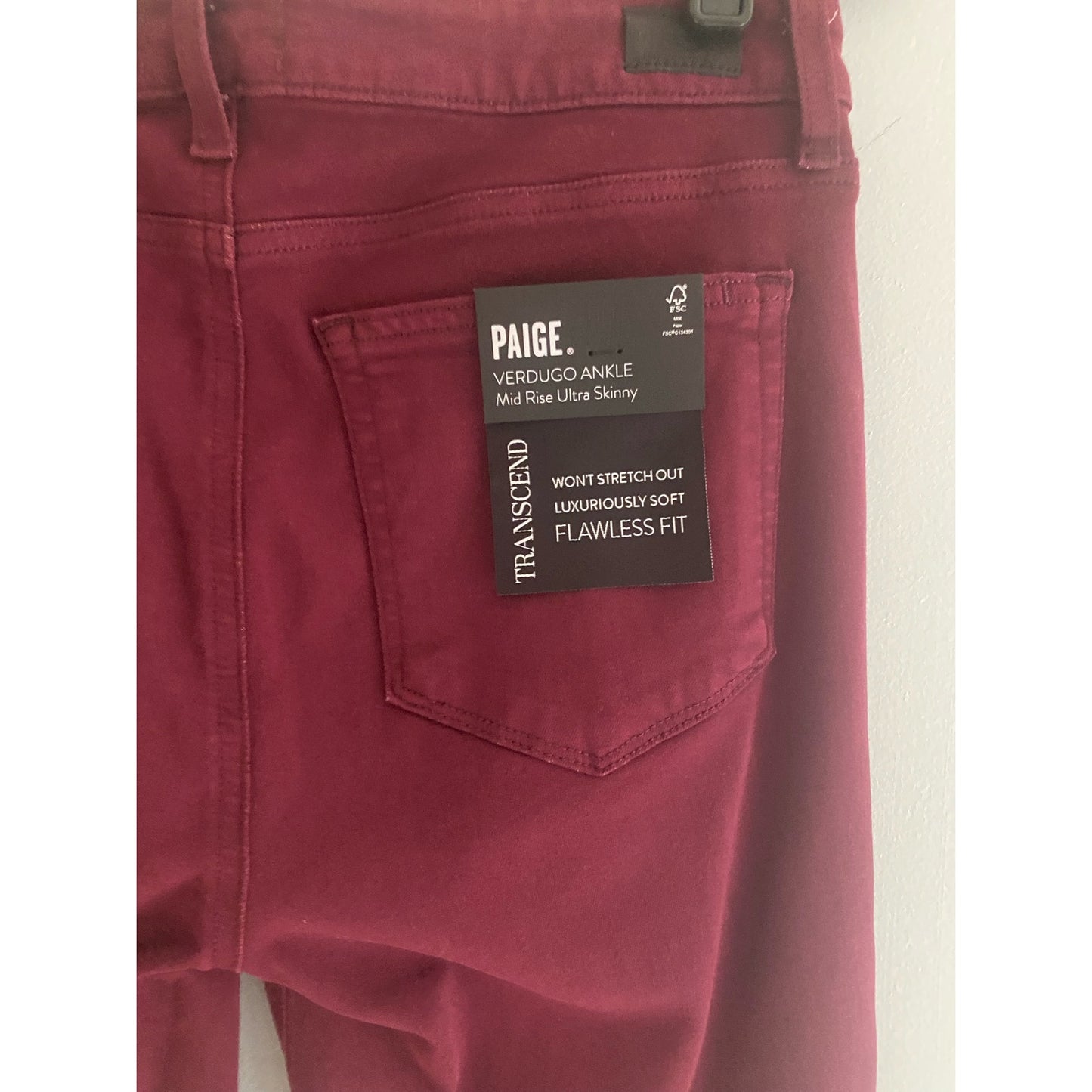 NWT Paige Verdugo Ankle Jeans in Vamp Red Size 30