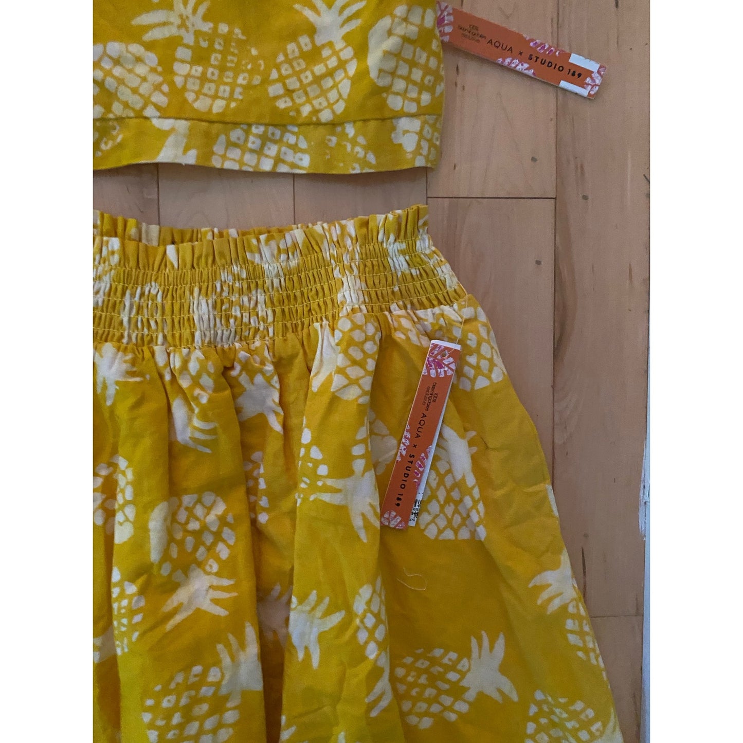 NWT Aqua X Studio 189 Yellow Pinapple Cropped Top and Skirt Set Size S