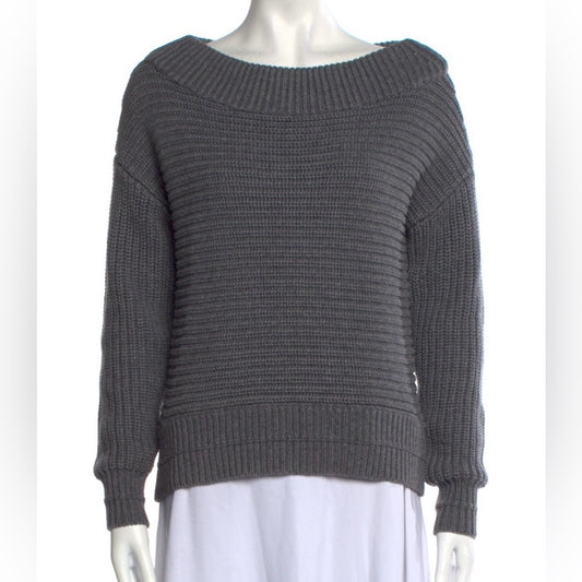 Intermix Scoop Neck Gray Sweater Size Petite