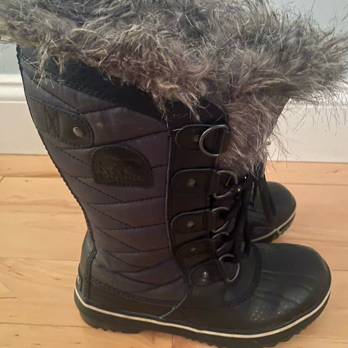 Sorel Faux Fur Boots Size 5