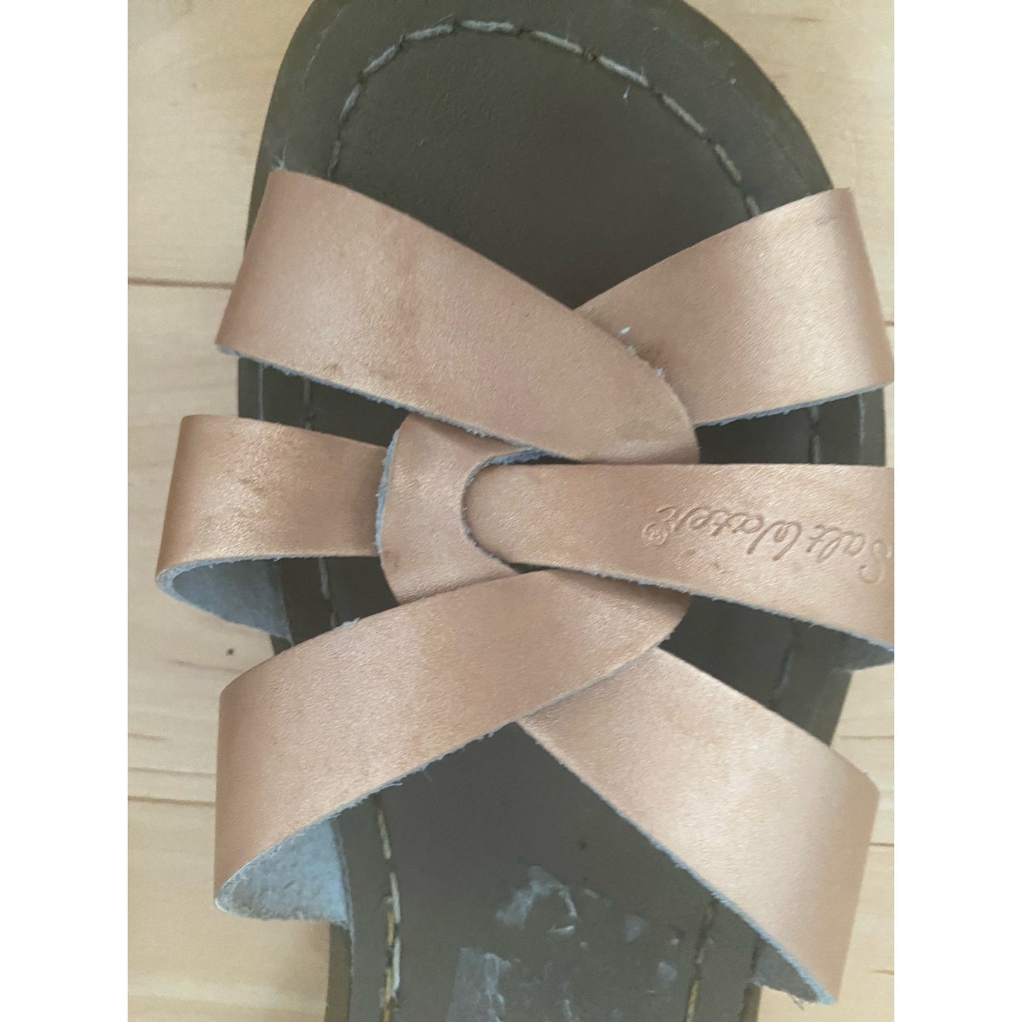 Salt Water Original Sandals in Rose Gold Size 6