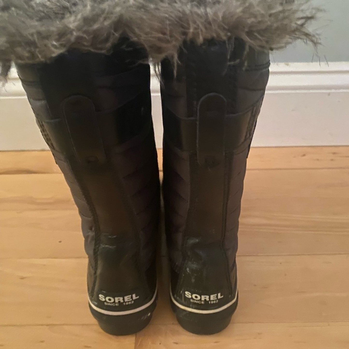 Sorel Faux Fur Boots Size 5