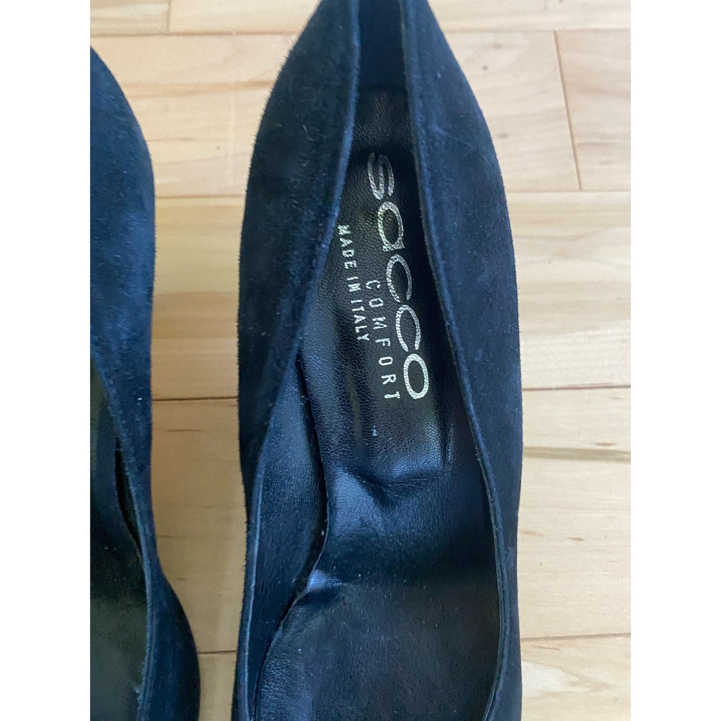 Sacco Comfort Black Suede Shoes Size 38.5