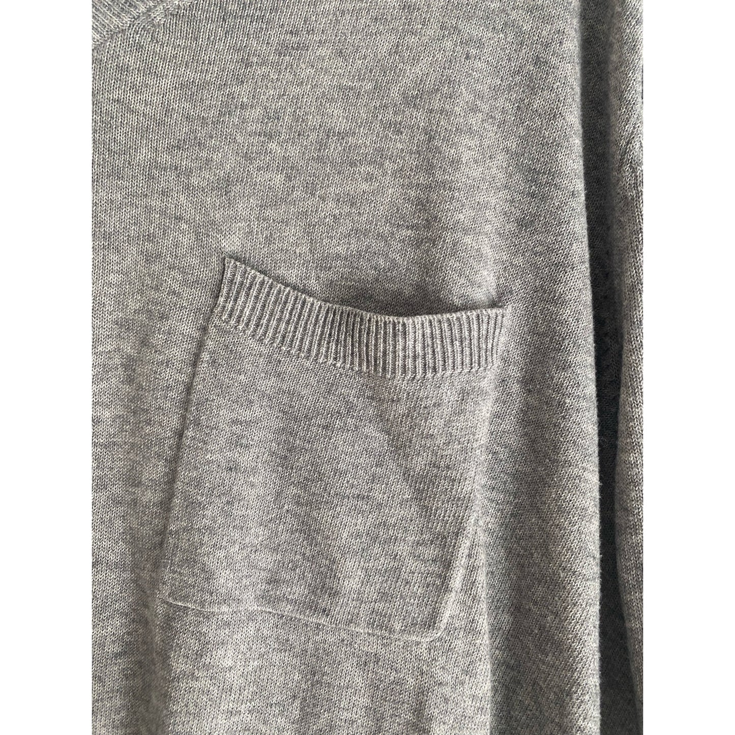 Vince Gray V-Neck Sweater Size M