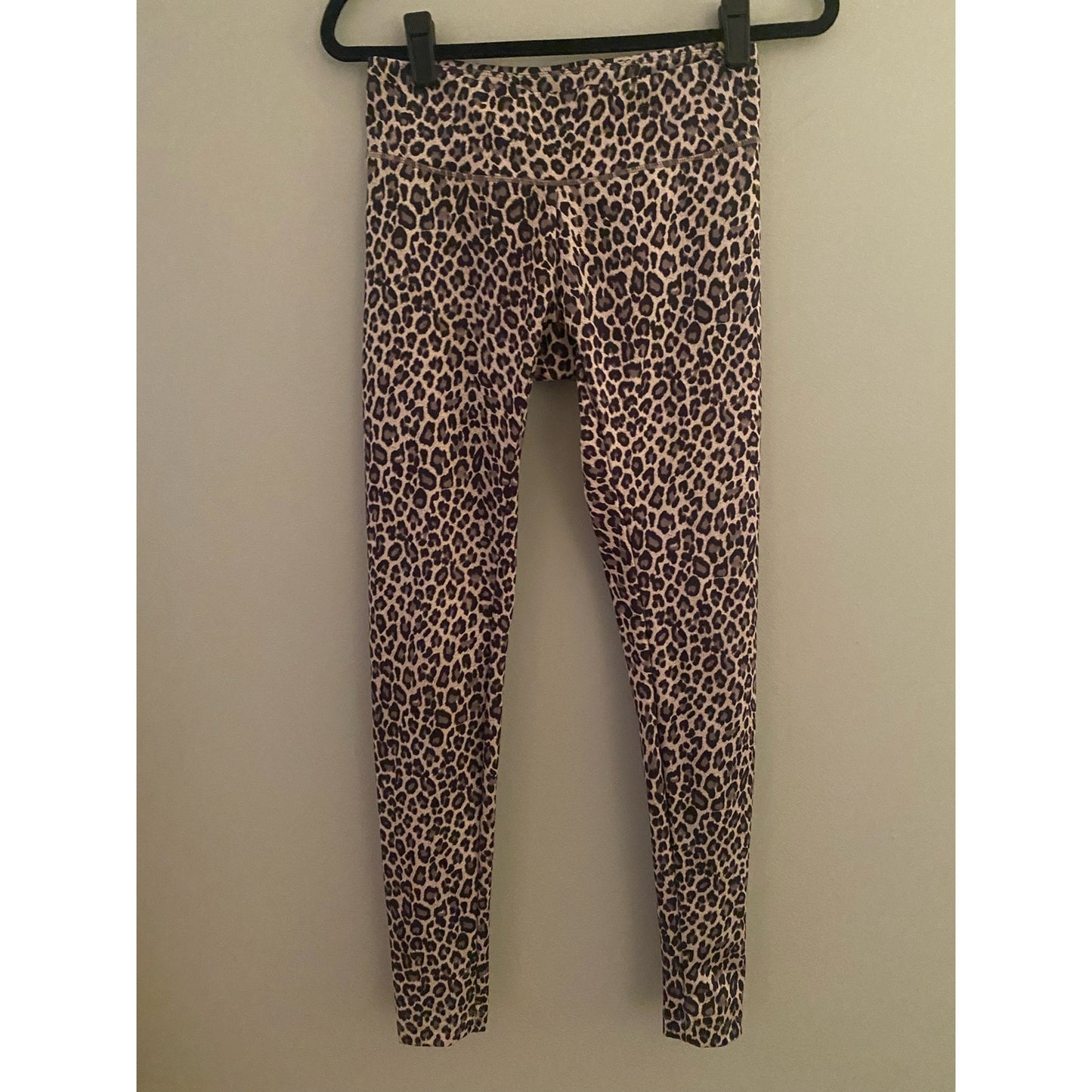 Kira Grace Leopard Leggings Size S