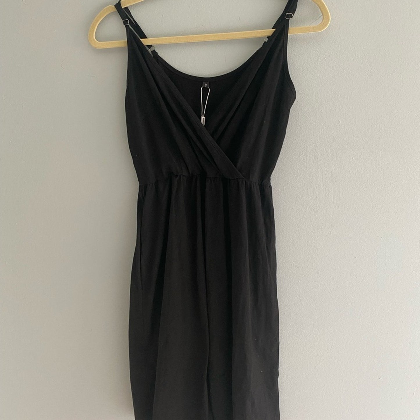 NWT VOTEPRETTY Women's V-Neck Spaghetti Strap Dress Swing with Pockets Size S