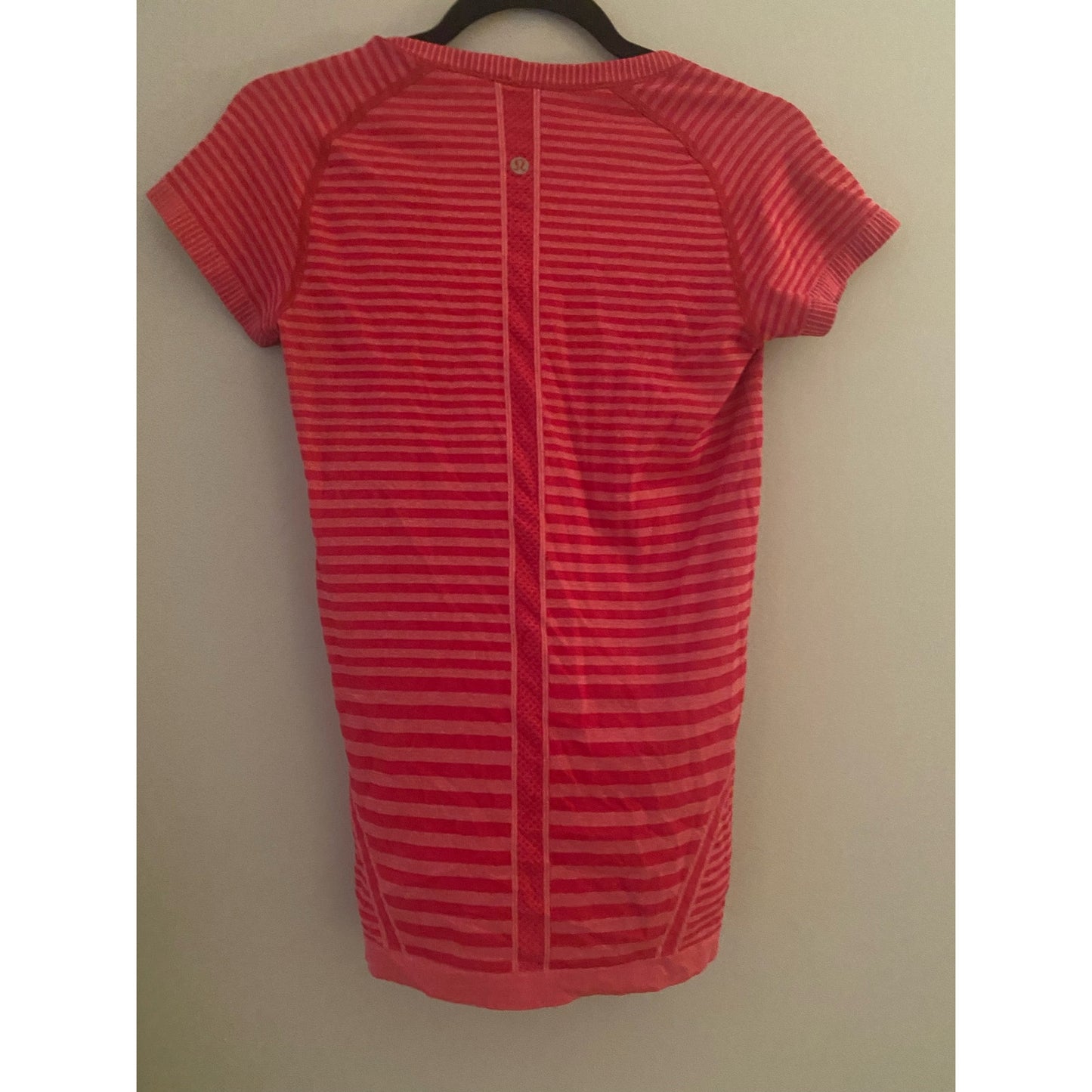 Lululemon Run Swiftly Heathered Berry Rumble Stripe Short Sleeve Top Size 6