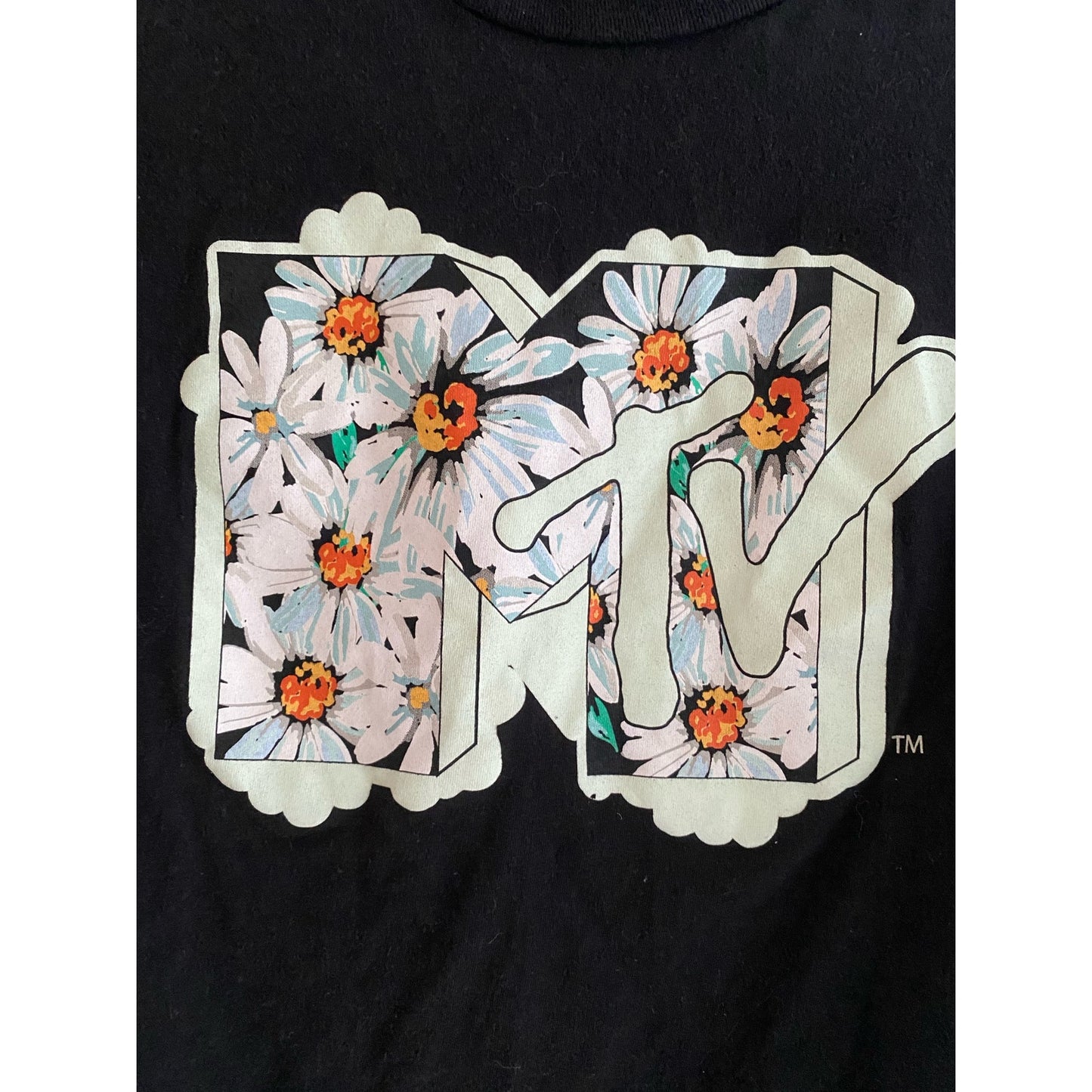 MTV Cropped T-Shirt Size XL