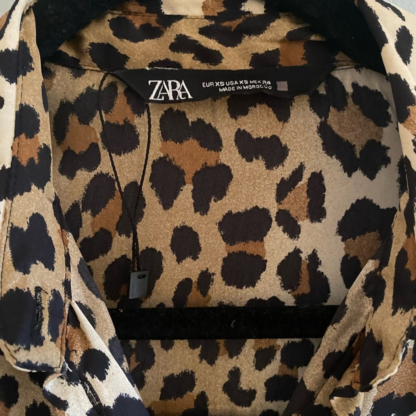 Silk-like Zara Animal Print Top Size XS