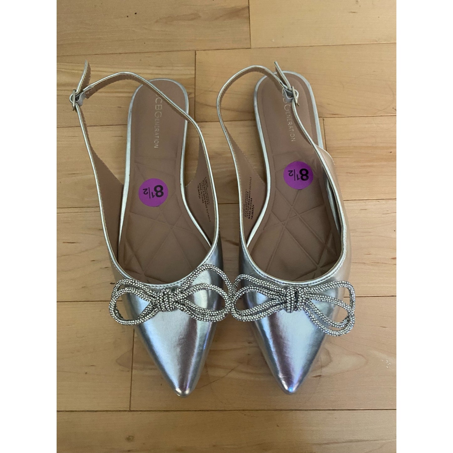 NWT BCBGeneration Kristin Silver Bow Slingback Shoes Size 8.5