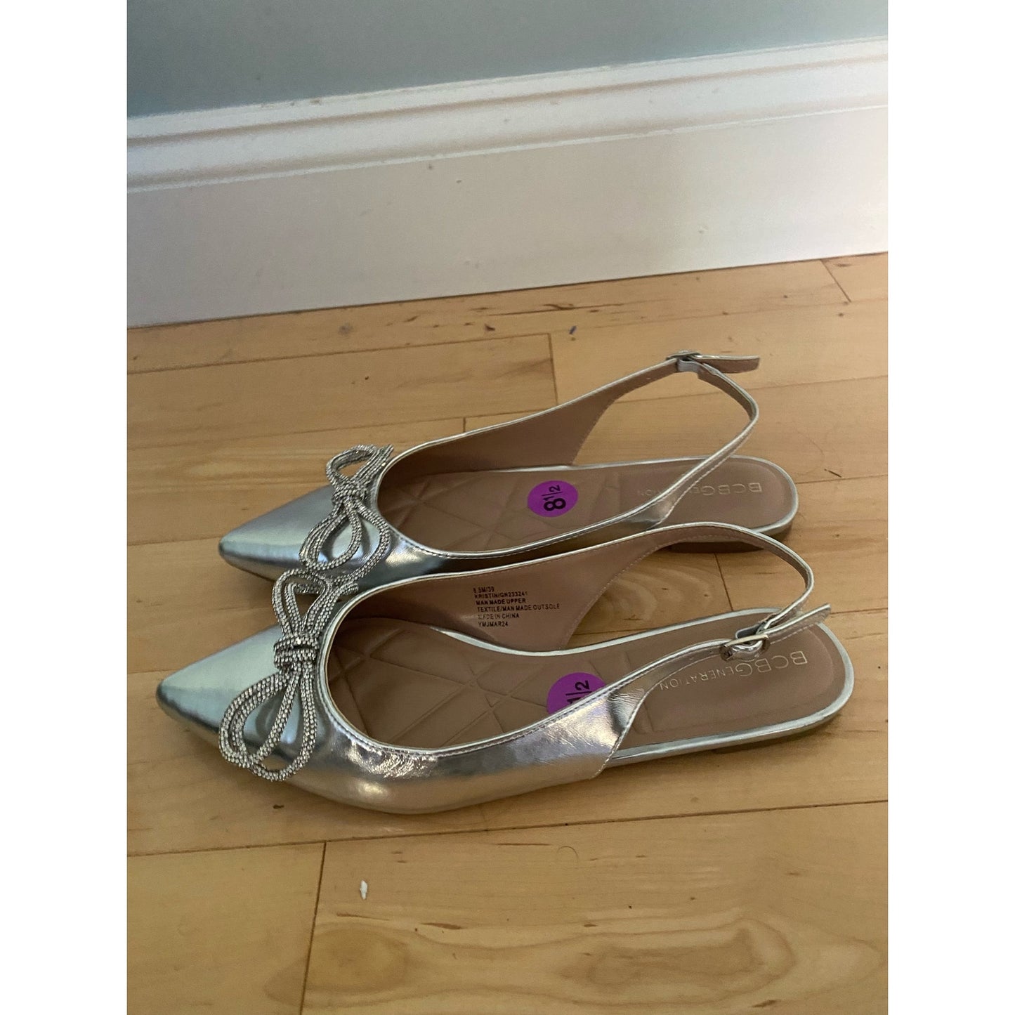 NWT BCBGeneration Kristin Silver Bow Slingback Shoes Size 8.5