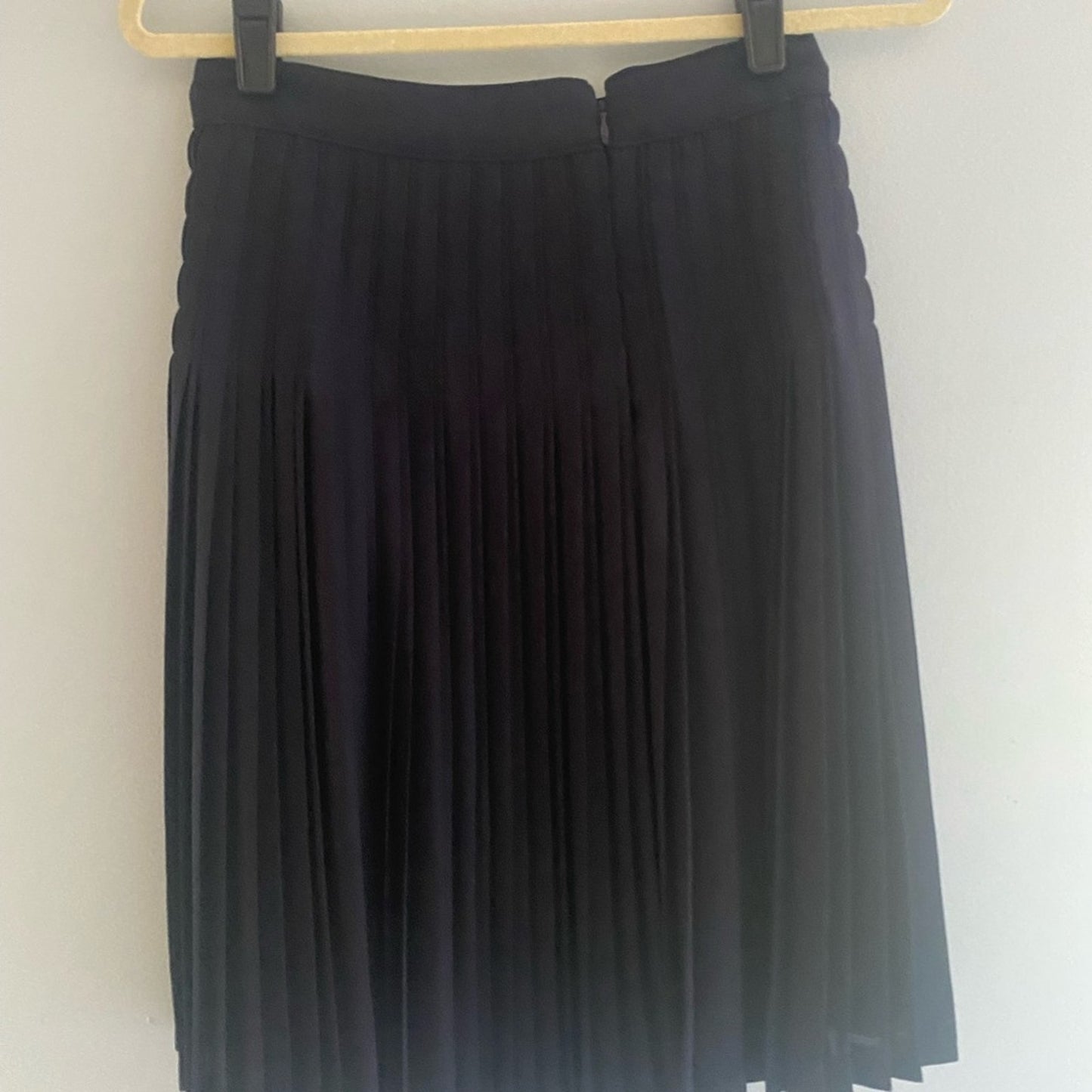 J Crew pleated navy skirt size 0