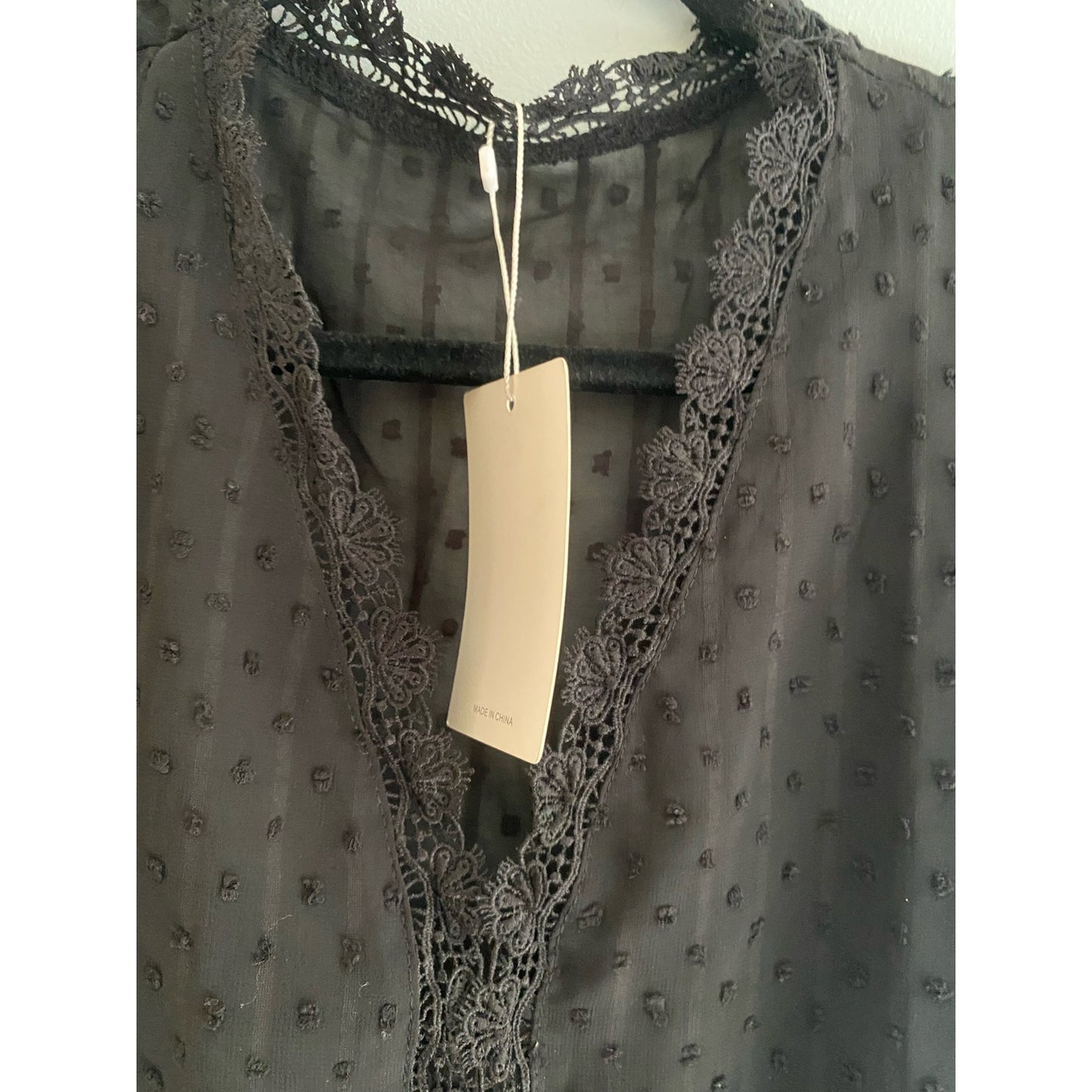 NWT Camisa Anthropologie Sheer Lace Top Size M