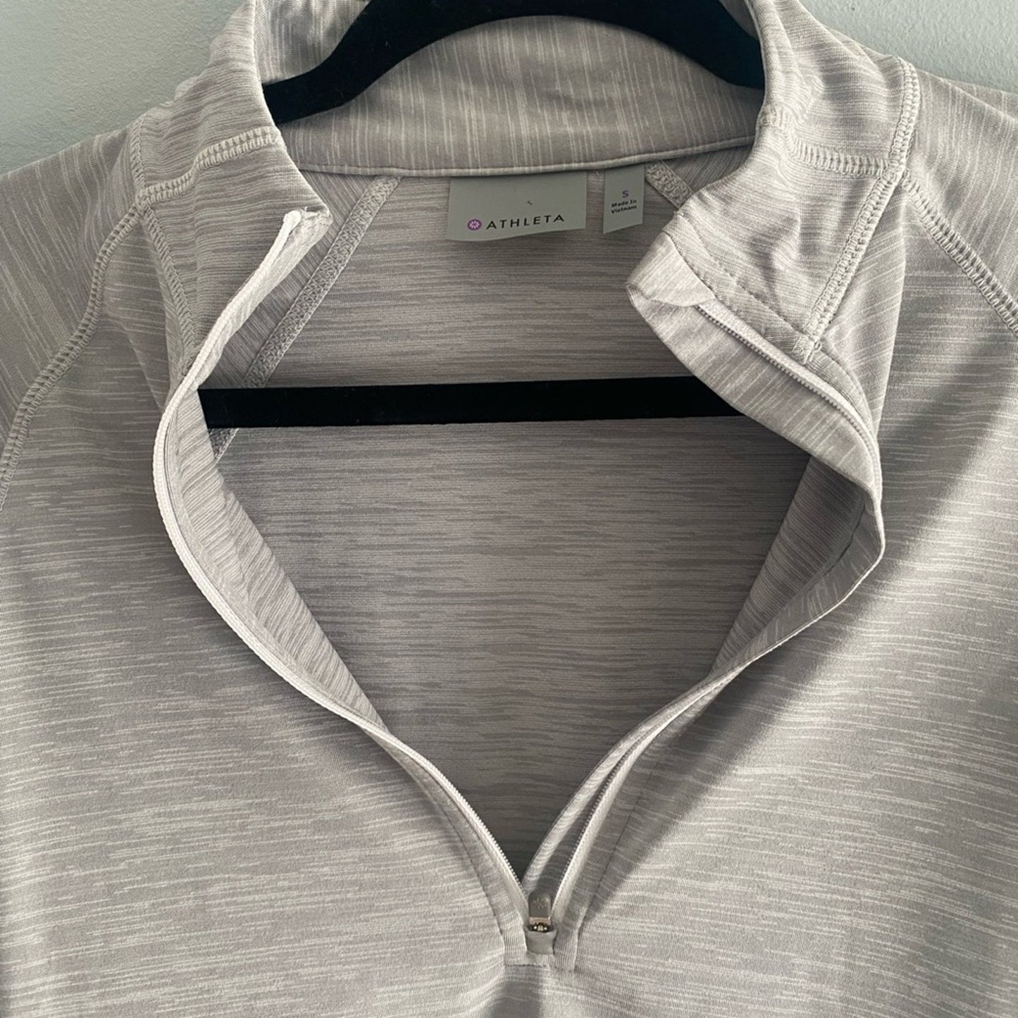 Athleta Half-Zip Top Size S