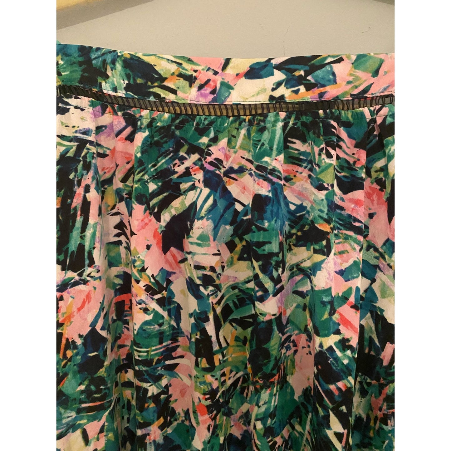 NWOT Clover and Sloane Romper Size S