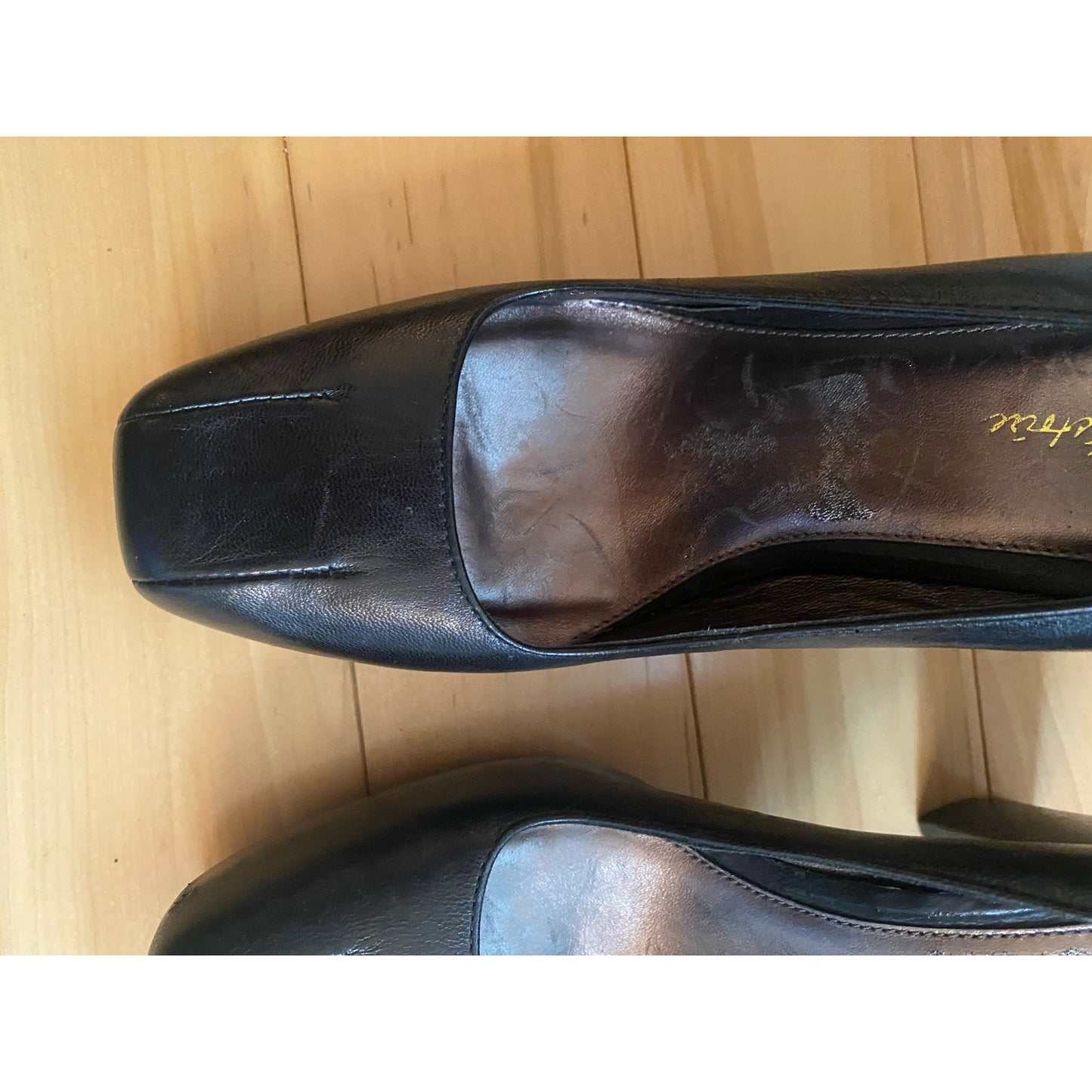 Pour La Victoire Black Leather Heels Size 7.5