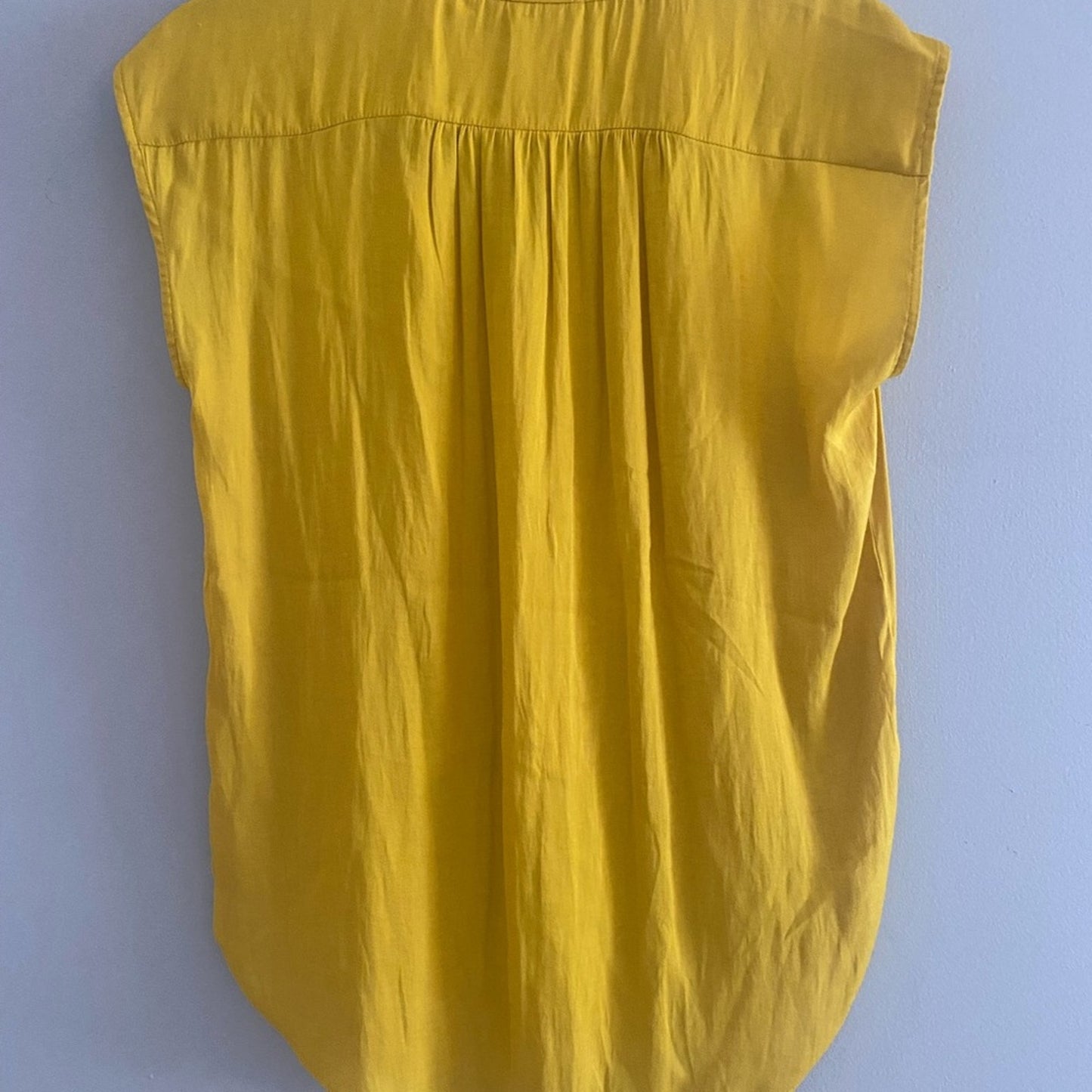 NWT Yellow Rachel Roy Silky Top Size XS