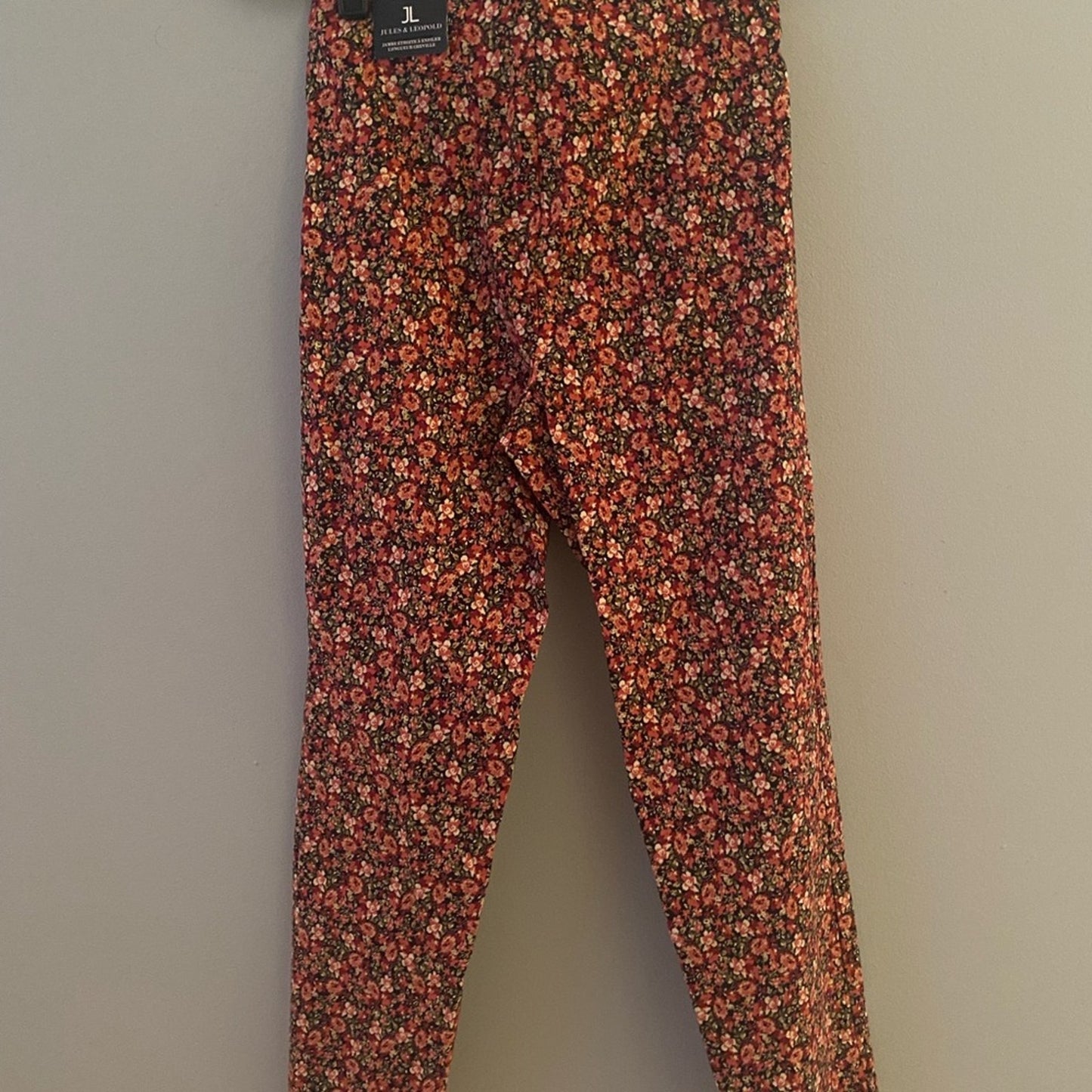 NWT Jules and Leopoldo Floral Pants Size S