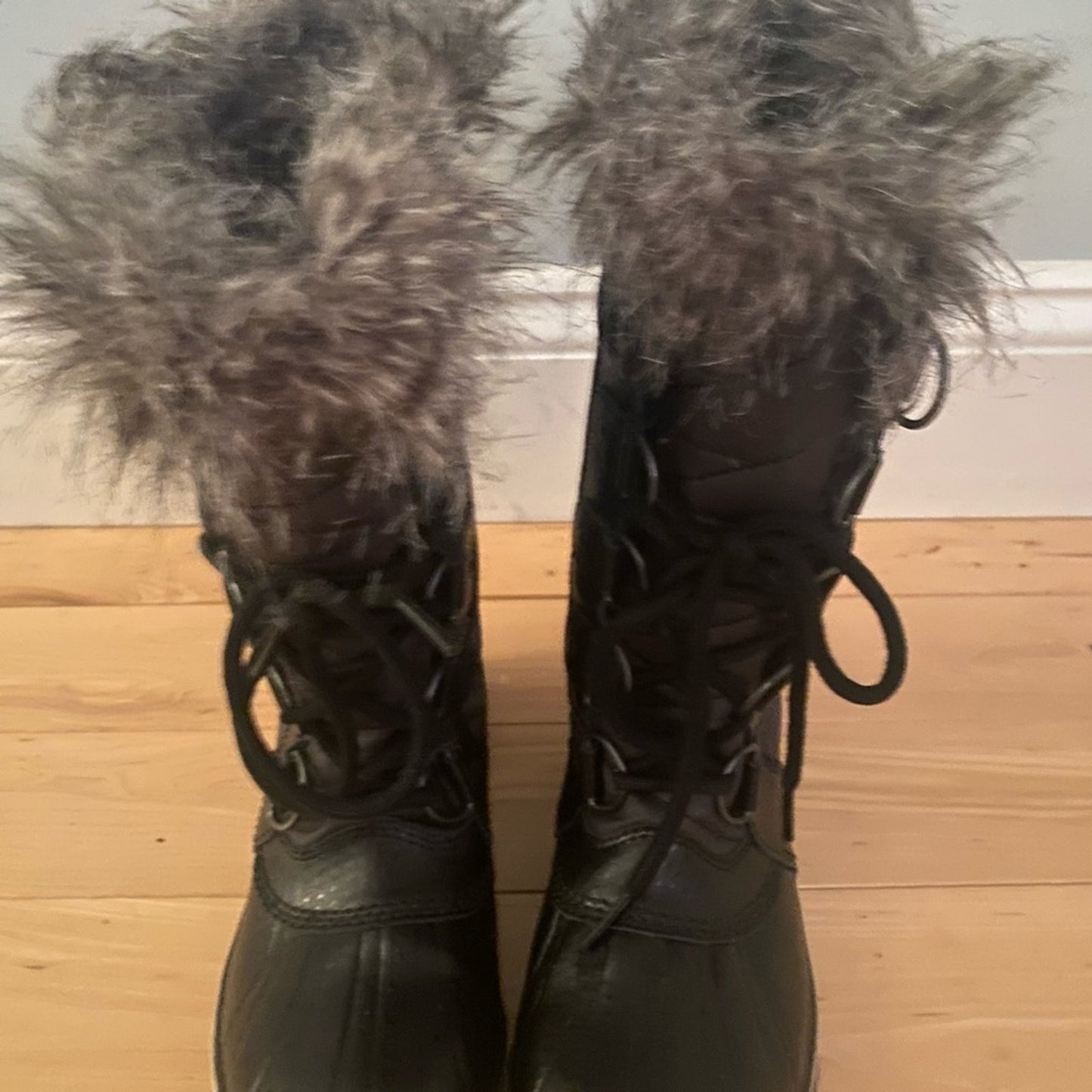 Sorel Faux Fur Boots Size 5