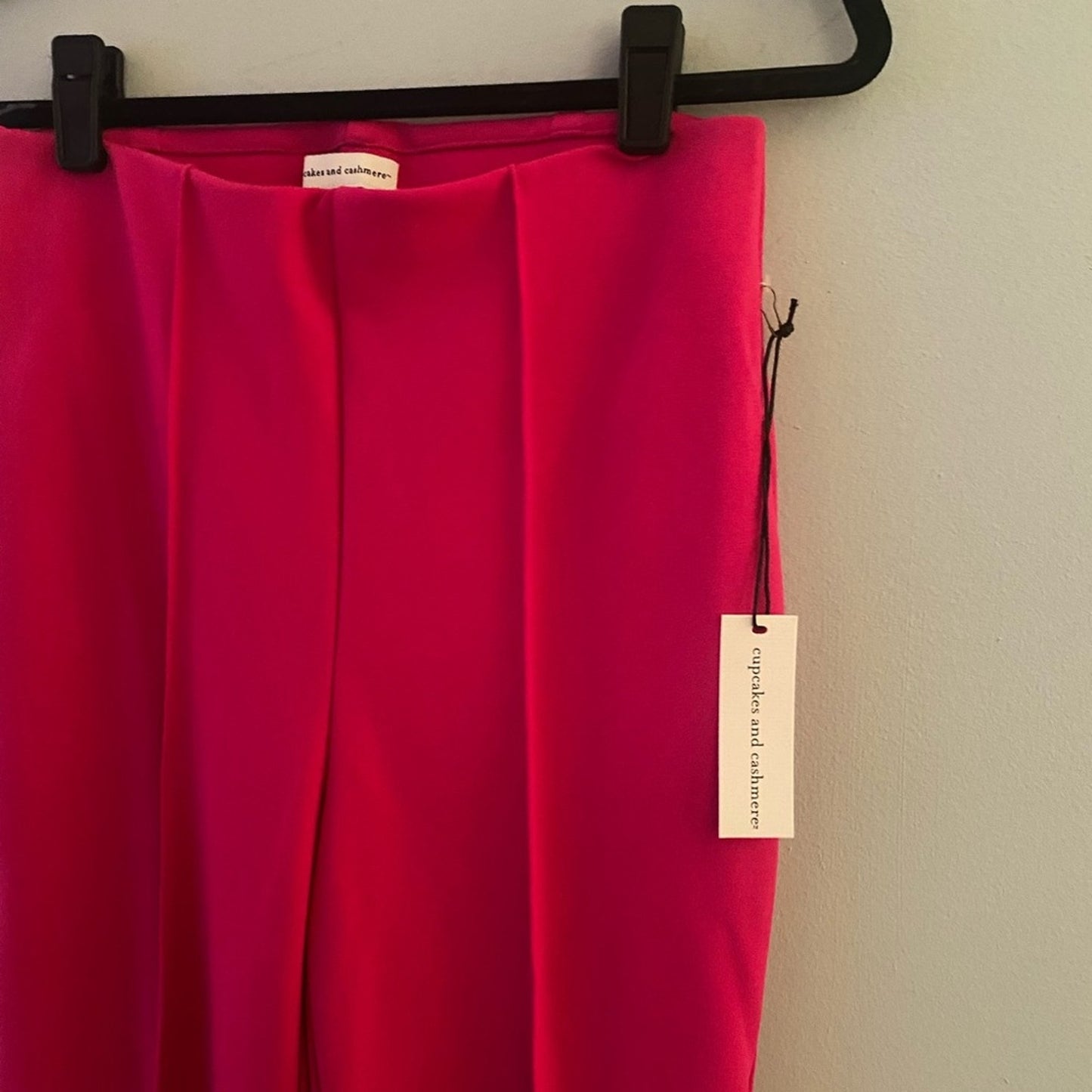 NWT Cupcakes and Cashmere Fuchsia Pants Size S