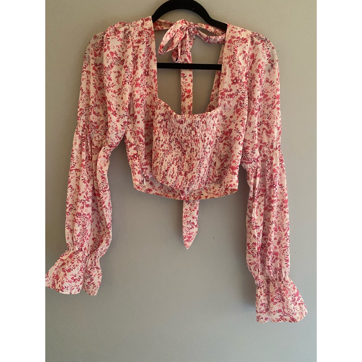 NWOT O. Vianco Floral Pink Crop Top Size S