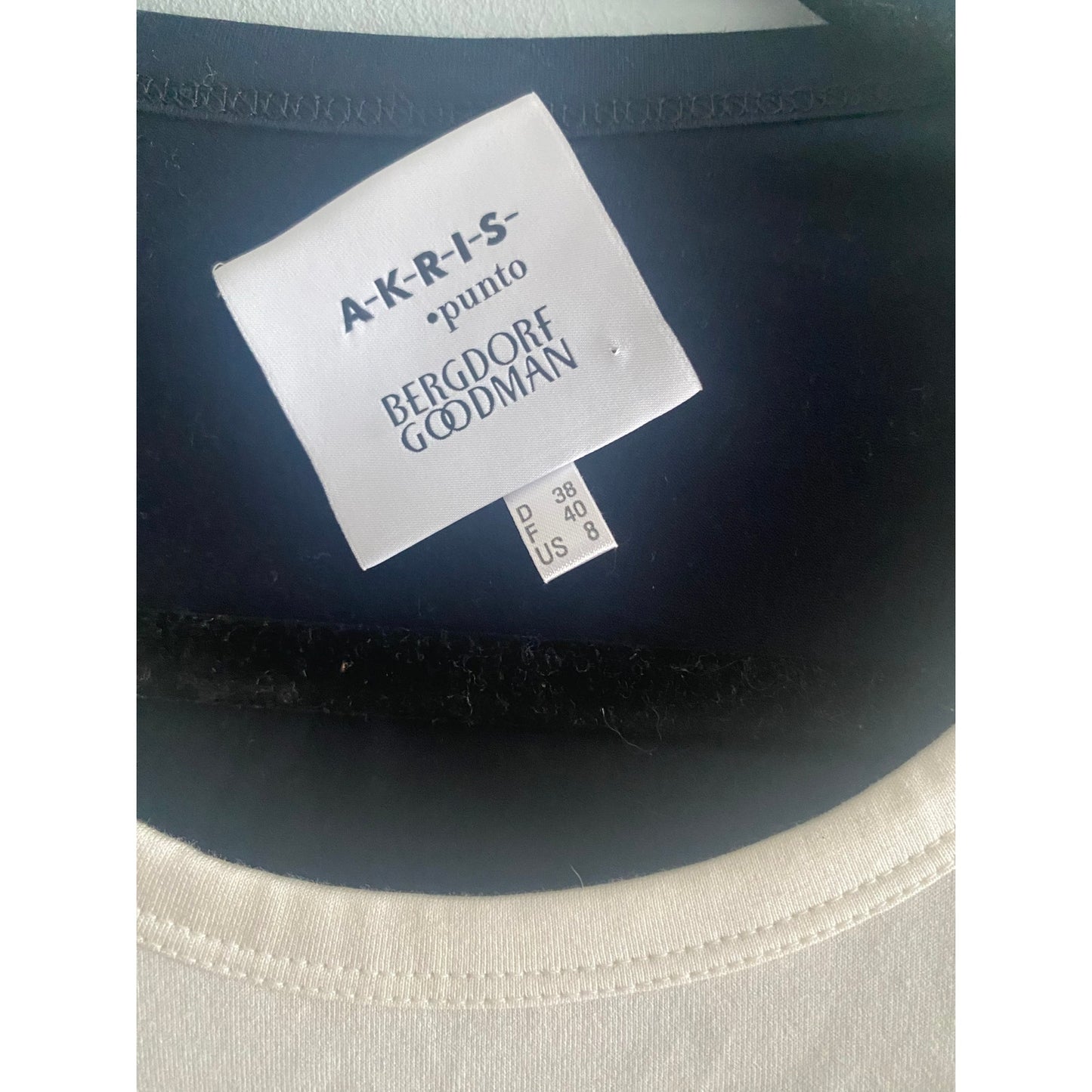 Akris for Bergdorf Goodman Navy and White T-shirt Size 8