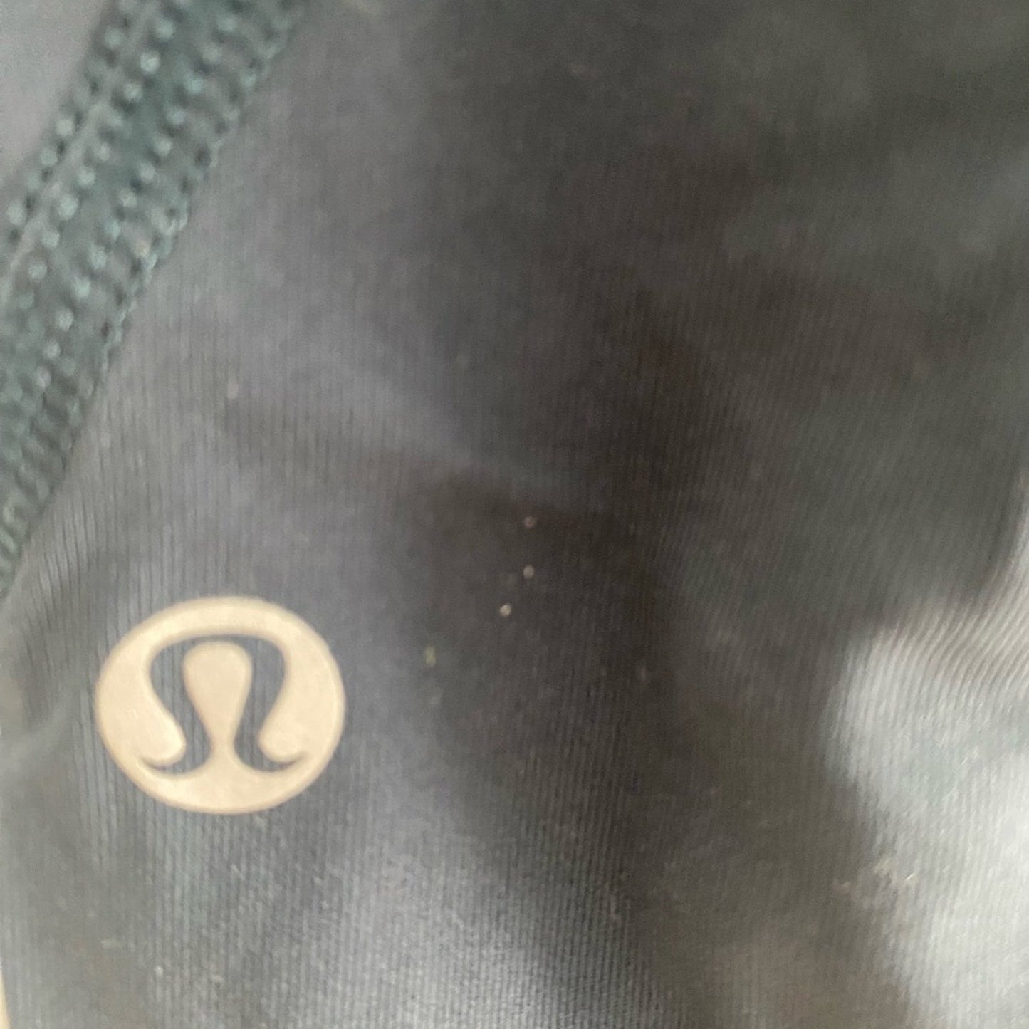 Cropped Lululemon Leggings in Navy Size 8