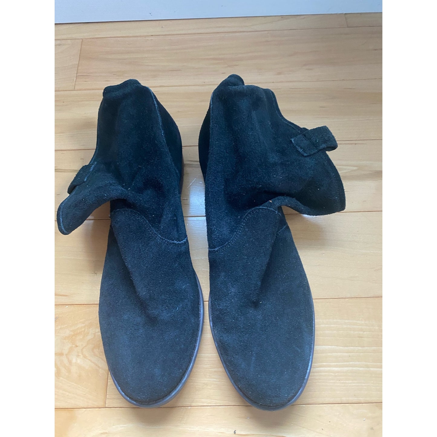 Sole Society Natasha Black Suede Booties Size 7