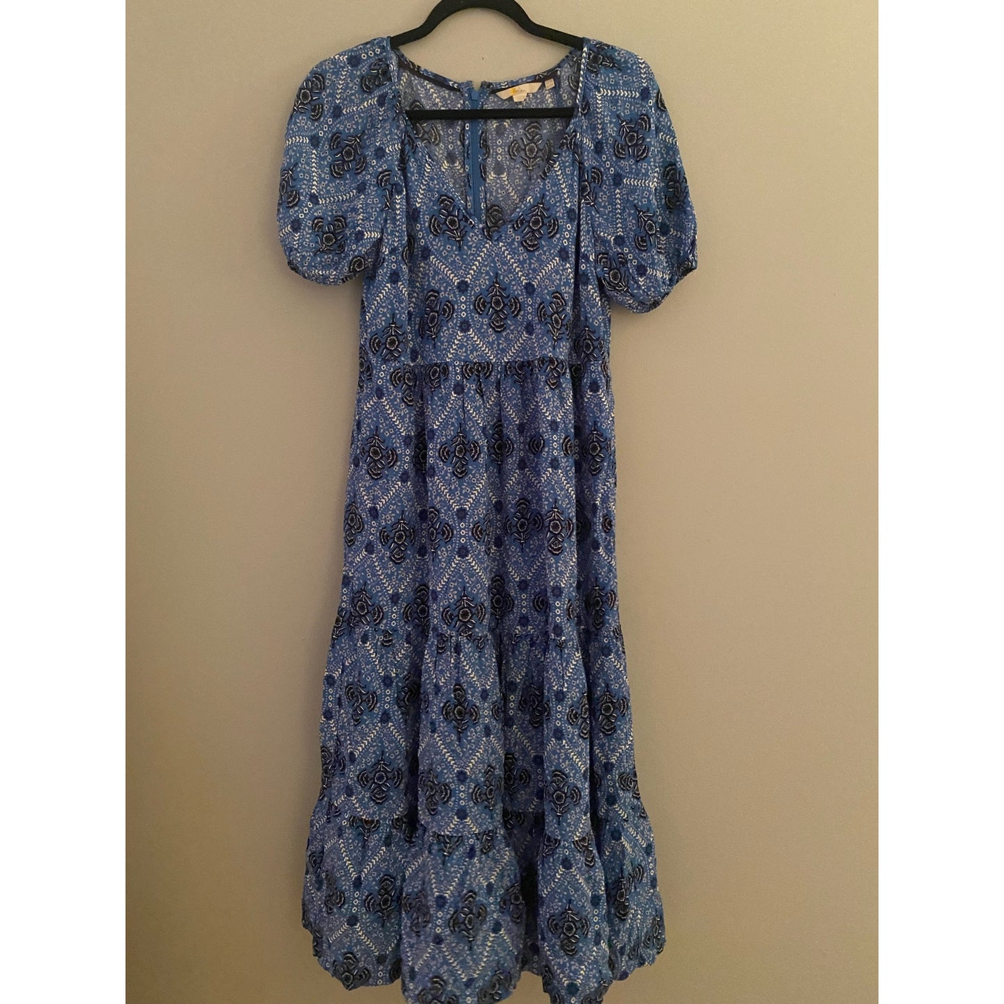 NWOT Boden V-Neck Midi Dress Size 4P