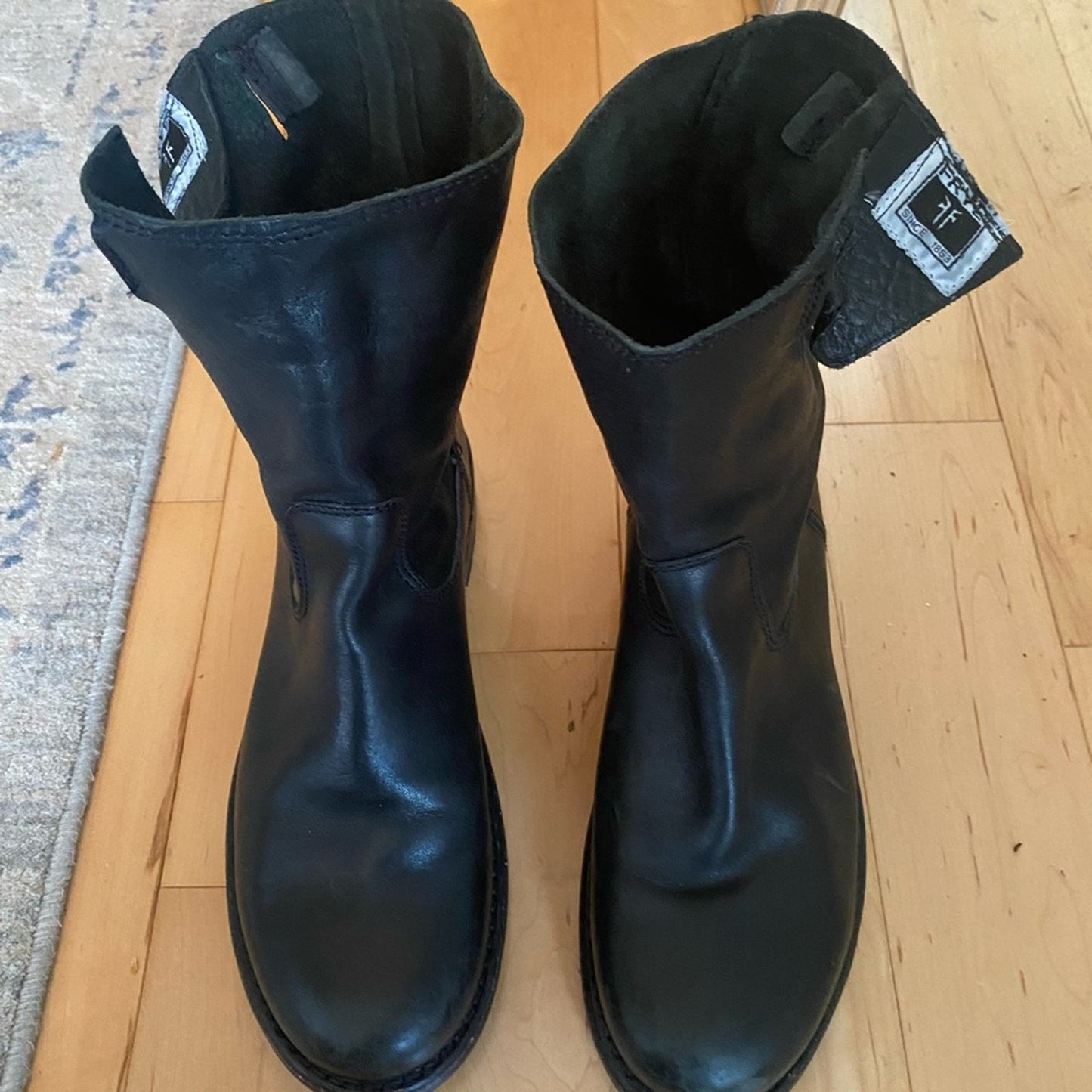 Women’s Frye boots size 7