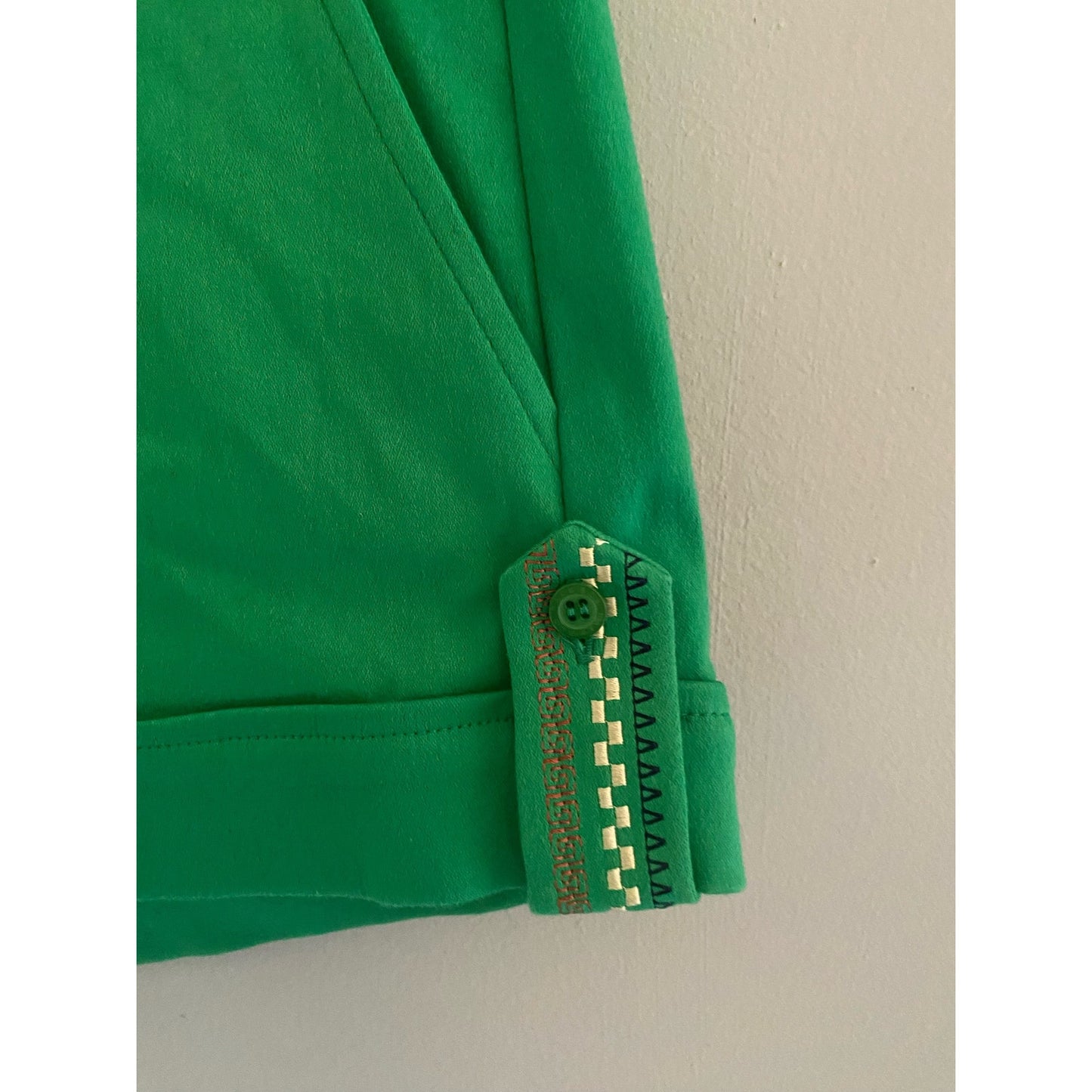 Hale Bob Women’s Green Shorts Size 6