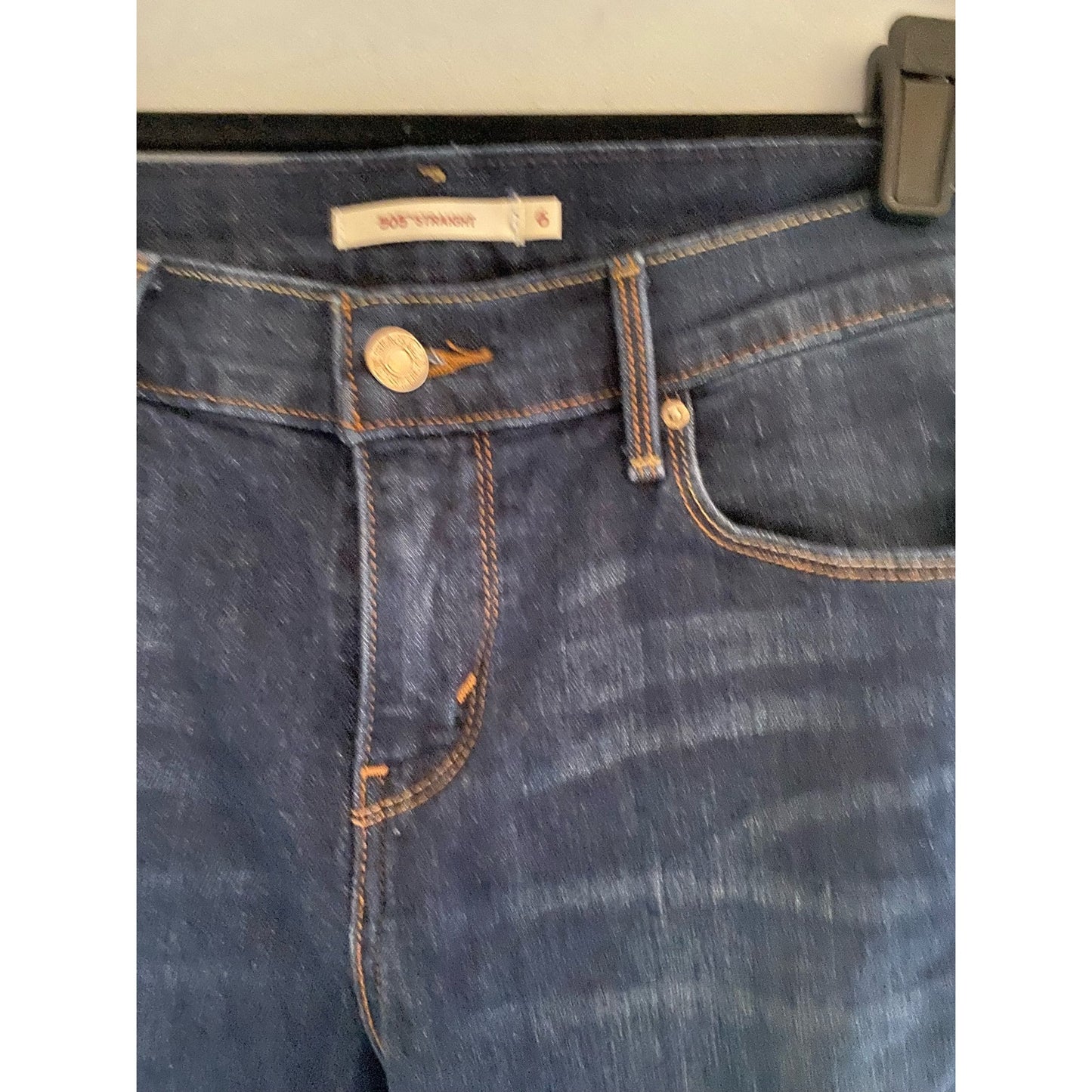 Women’s Levi’s 505 Straight Jeans Size 6