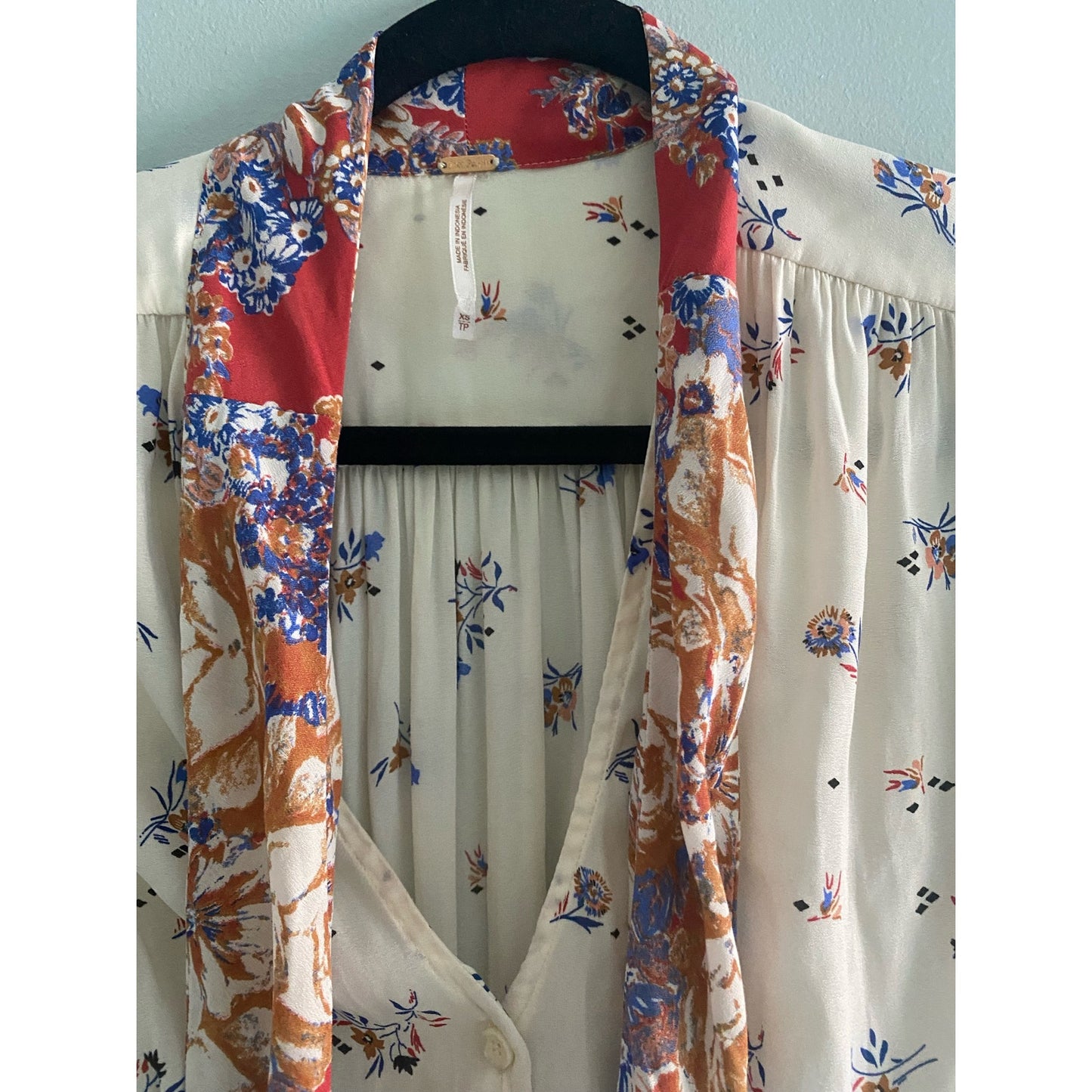 Free People Silky Floral Top Size XS