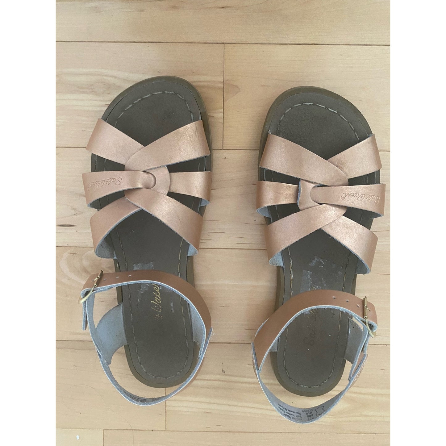 Salt Water Original Sandals in Rose Gold Size 6