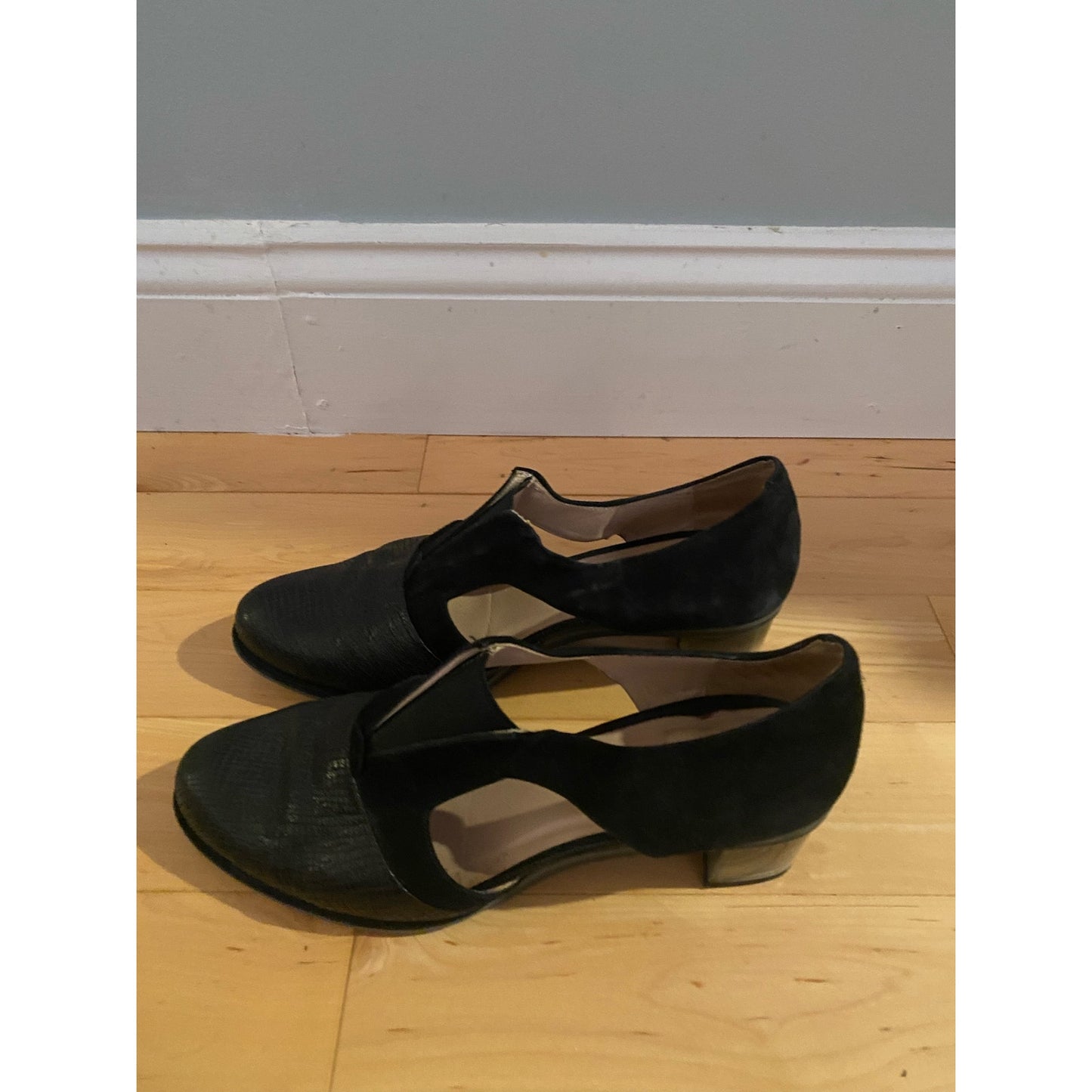 Audley Suede and Leather Black Shoes Size 40